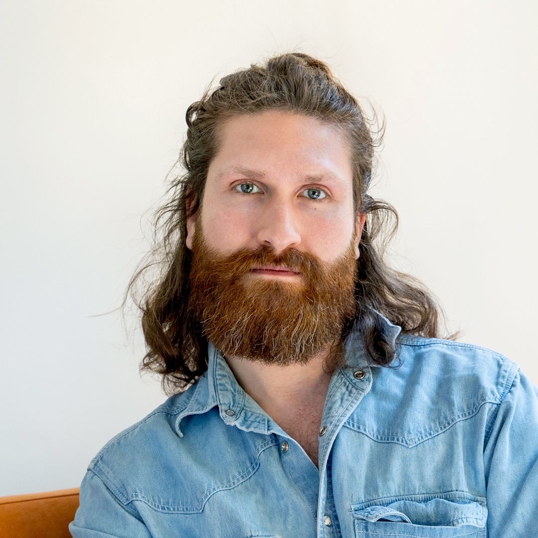 Professional profile image for psychotherapy and relationship counselling practice